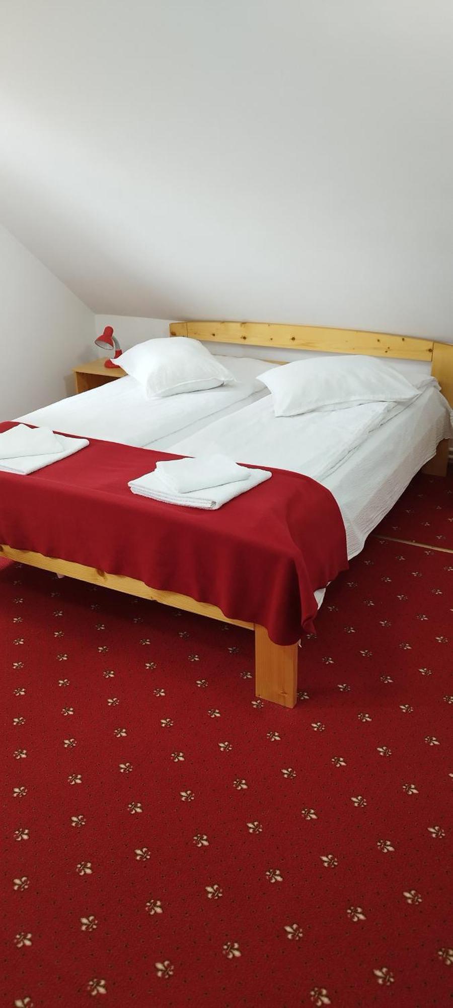 Hotel Randevu Panzio Miercurea Ciuc Zewnętrze zdjęcie